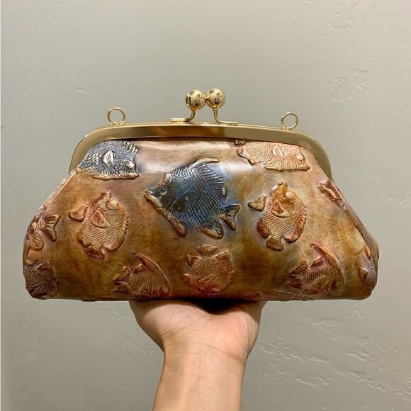 Handmade Genuine Cowhide Fish Embossed Wristlet/Crossbody & 2 Style Straps - Picture 3 of 16